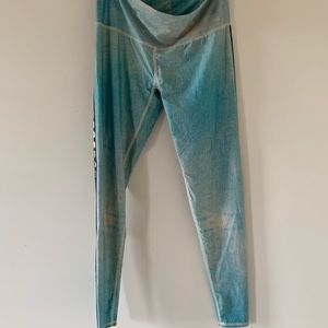 Teeki moon cycle leggings